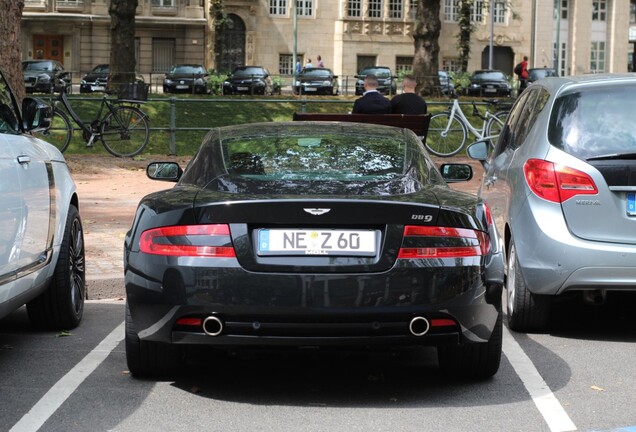 Aston Martin DB9