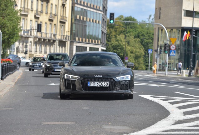 Audi R8 V10 Plus 2015