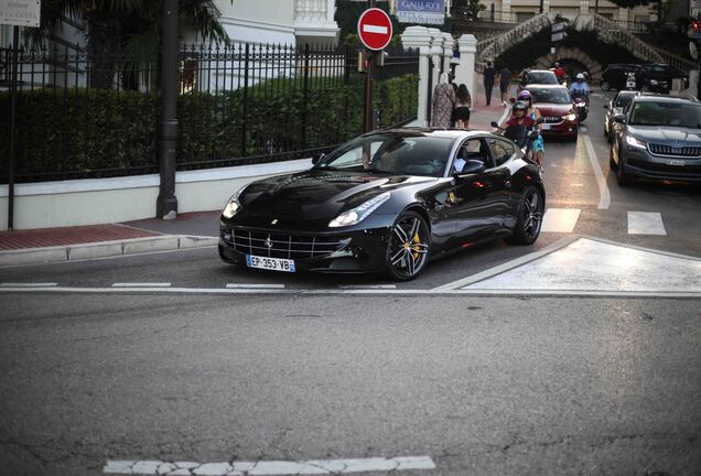 Ferrari FF