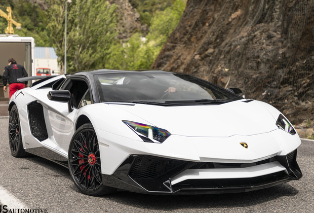 Lamborghini Aventador LP750-4 SuperVeloce Roadster