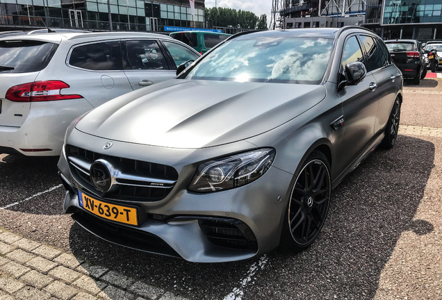 Mercedes-AMG Brabus E B40S-800 Estate S213