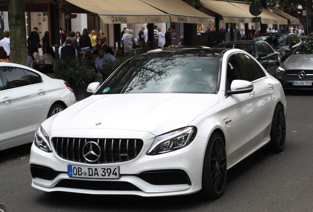 Mercedes-AMG C 63 S W205