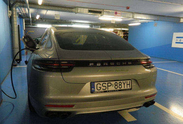 Porsche 971 Panamera Turbo S E-Hybrid