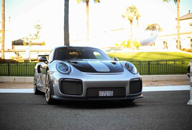 Porsche 991 GT2 RS Weissach Package