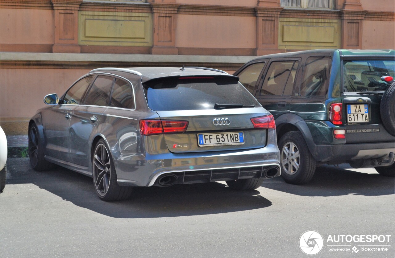 Audi RS6 Avant C7 2015