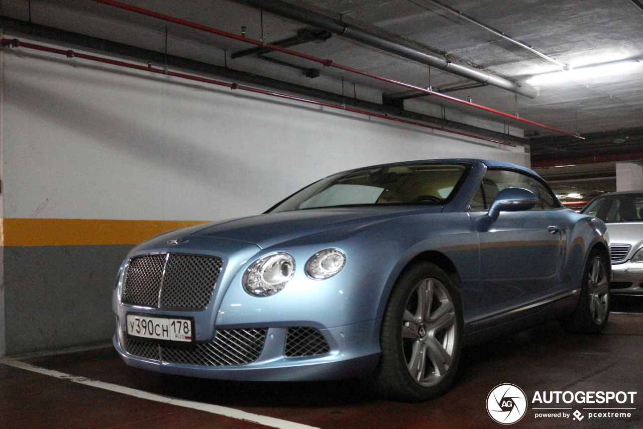 Bentley Continental GTC 2012