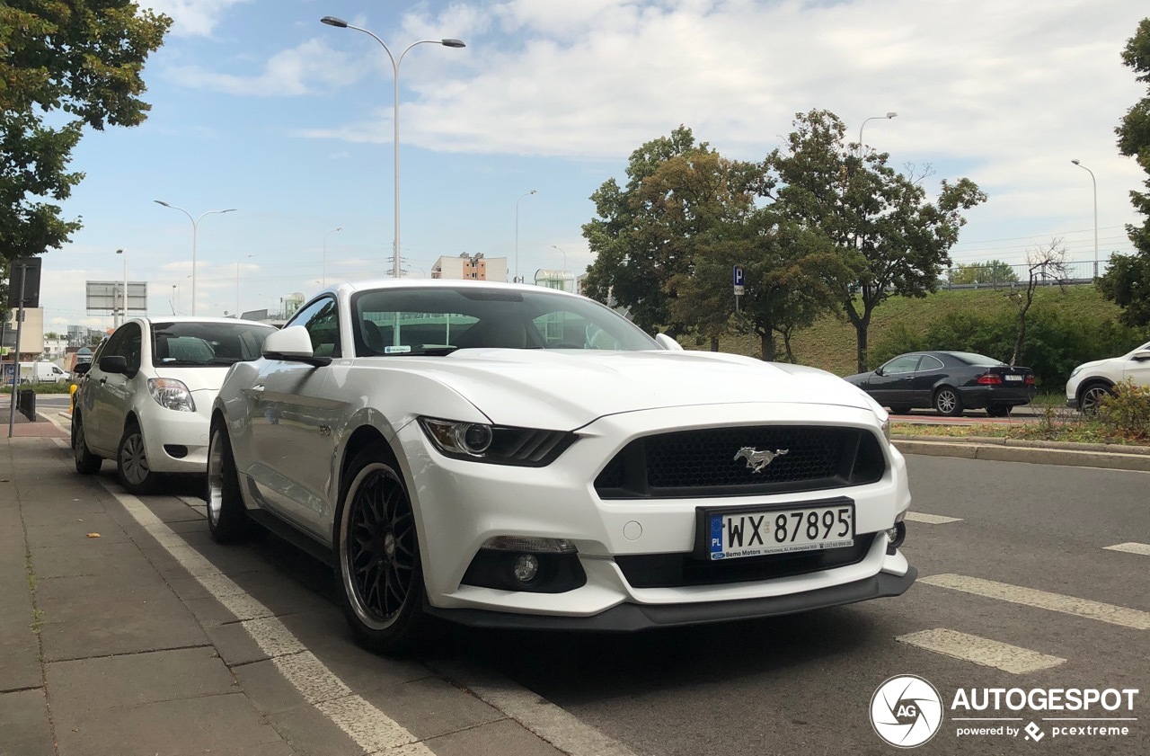 Ford Mustang GT 2015