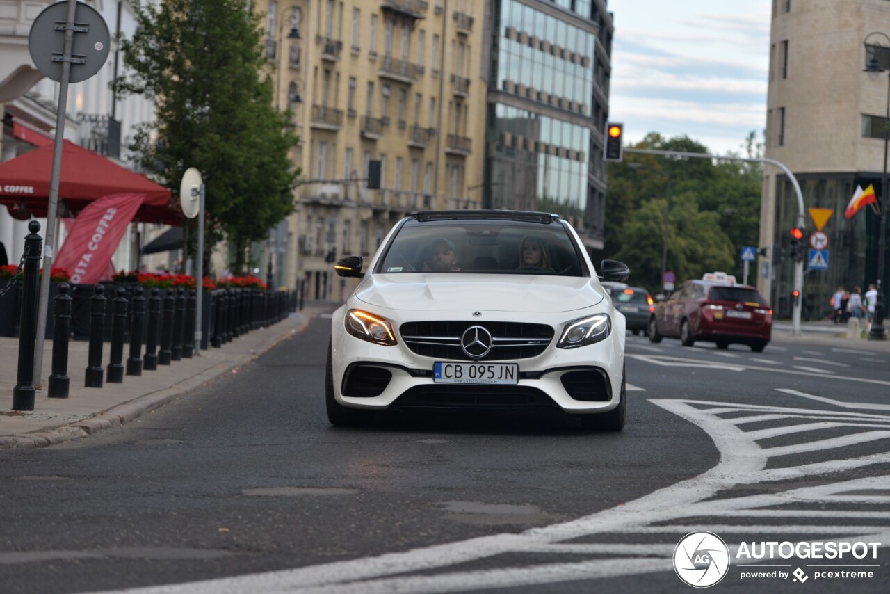 Mercedes-AMG E 63 S W213