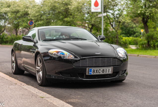 Aston Martin DB9