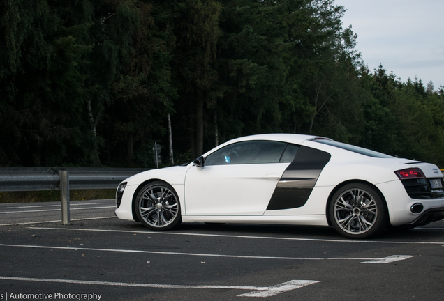 Audi R8 V10