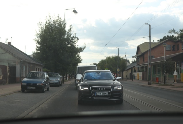 Audi S8 D4