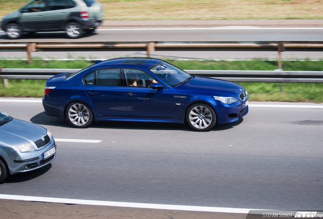 BMW M5 E60 2005