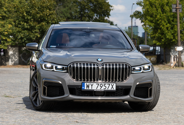 BMW M760Li xDrive 2019