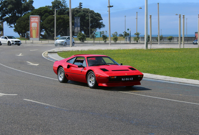 Ferrari 208 GTB Turbo