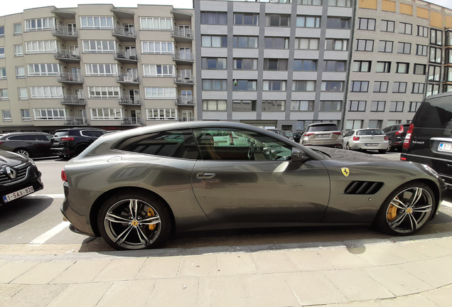 Ferrari GTC4Lusso