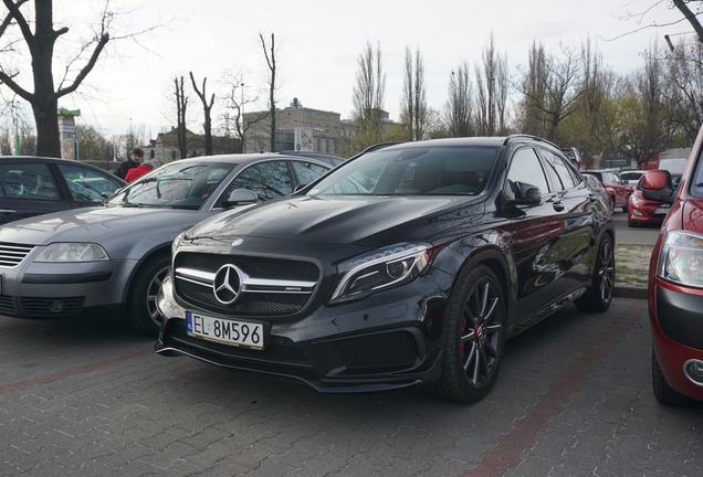 Mercedes-Benz GLA 45 AMG X156