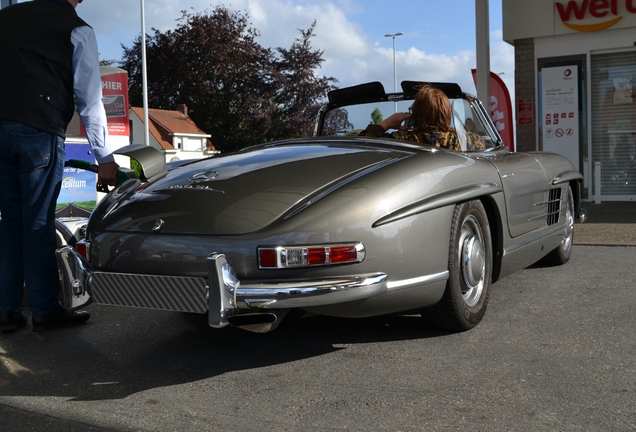 Mercedes-Benz 300SL Roadster