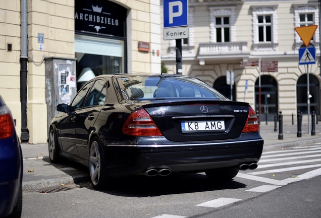 Mercedes-Benz E 55 AMG