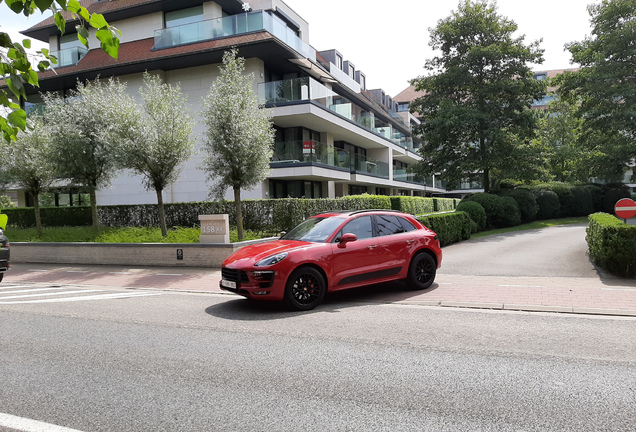 Porsche 95B Macan GTS