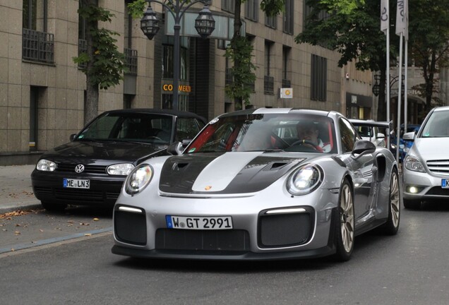 Porsche 991 GT2 RS Weissach Package