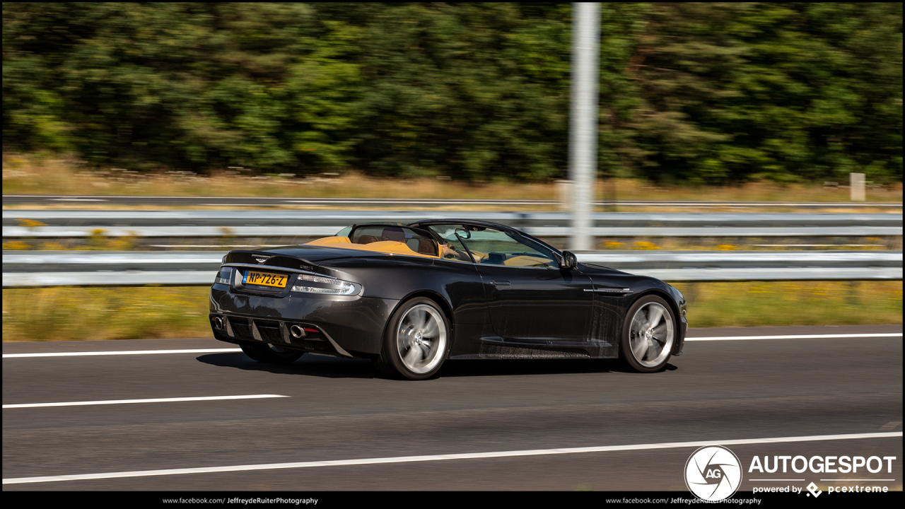 Aston Martin DBS Volante