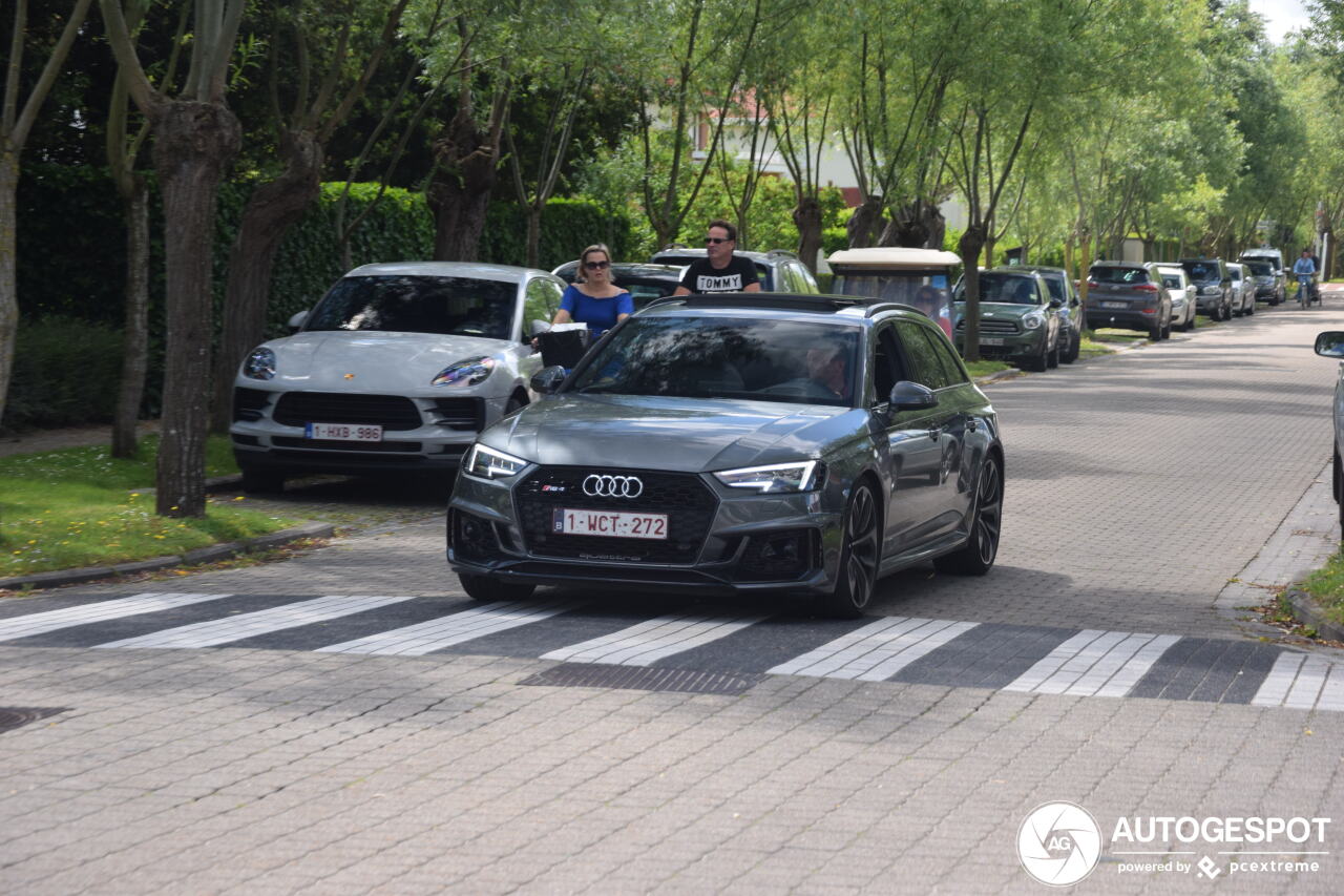 Audi RS4 Avant B9