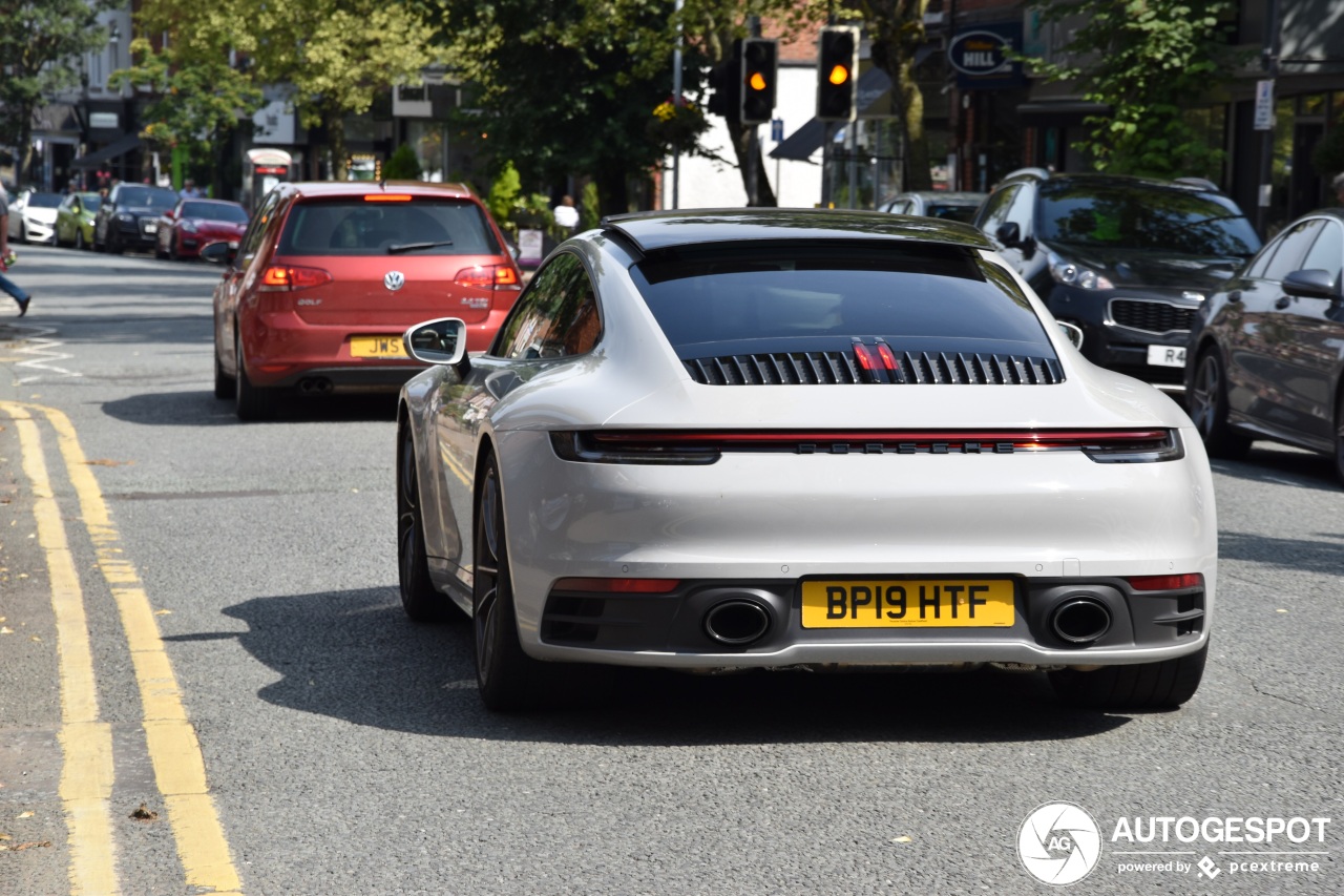 Porsche 992 Carrera 4S