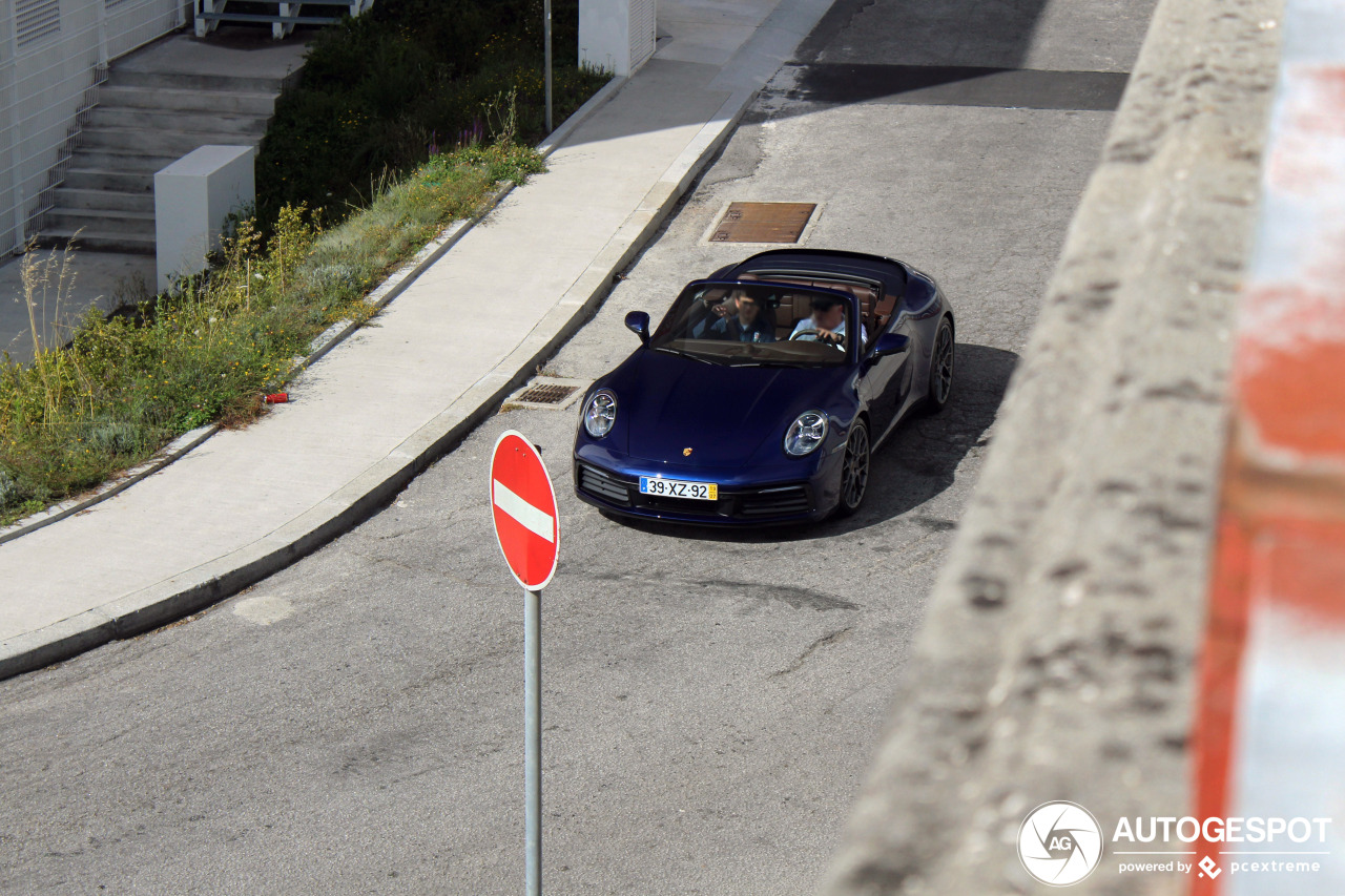 Porsche 992 Carrera 4S Cabriolet