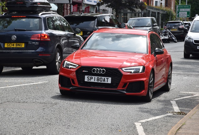 Audi RS4 Avant B9