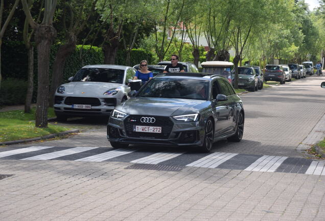 Audi RS4 Avant B9