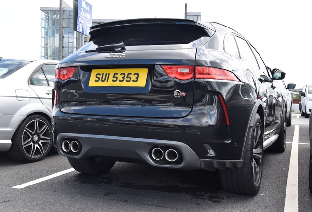 Jaguar F-PACE SVR