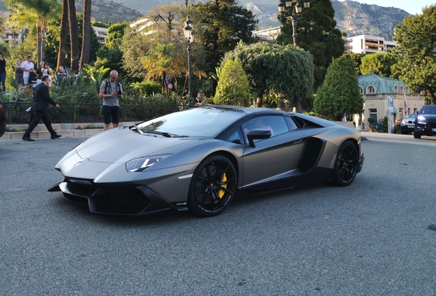 Lamborghini Aventador LP720-4 Roadster 50° Anniversario