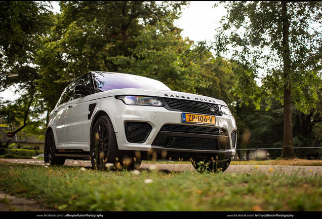 Land Rover Range Rover Sport SVR