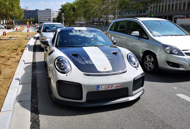 Porsche 991 GT2 RS Weissach Package