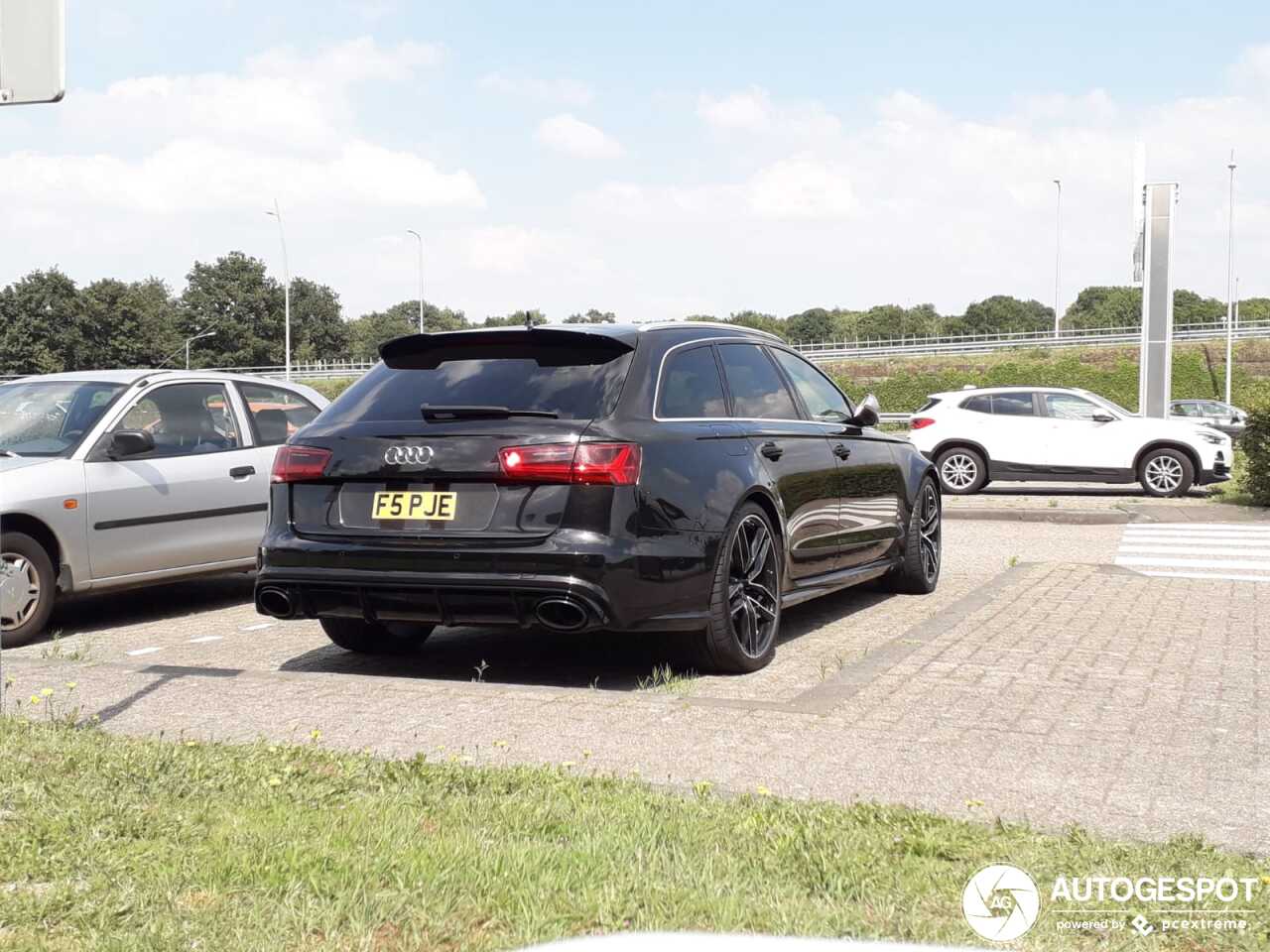 Audi RS6 Avant C7 2015