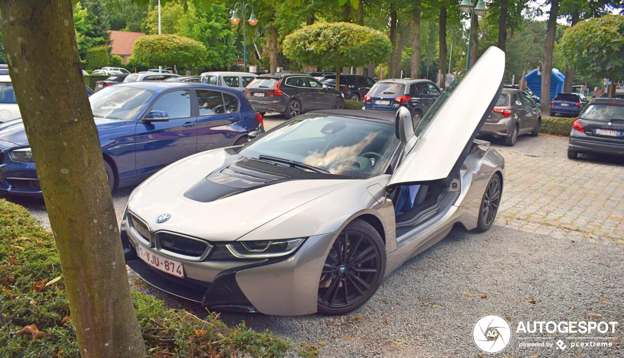 BMW i8 Roadster First Edition