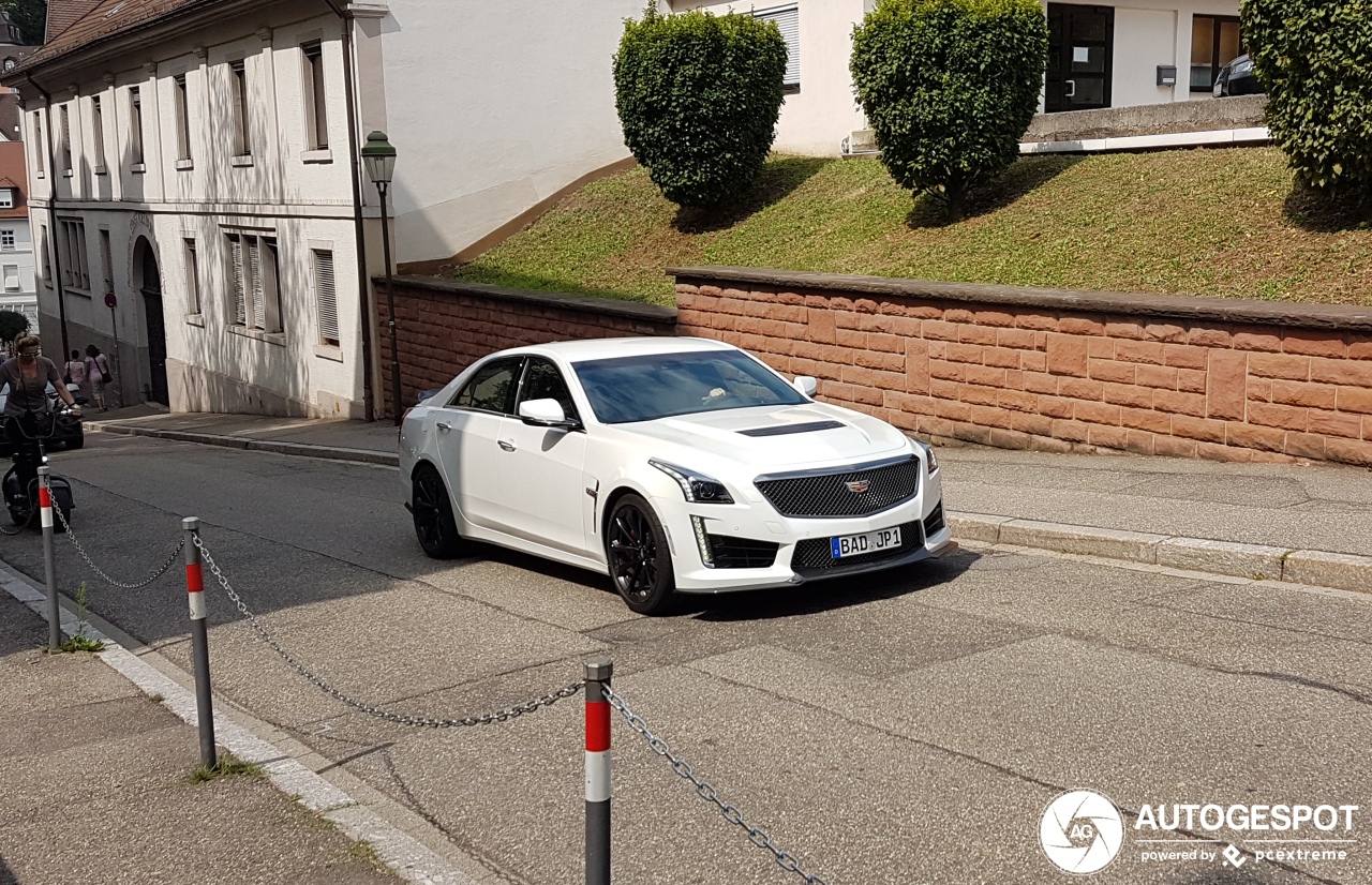 Cadillac CTS-V 2015