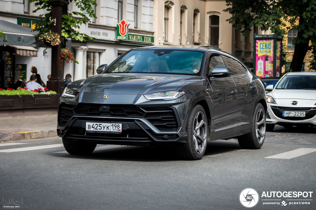 Lamborghini Urus