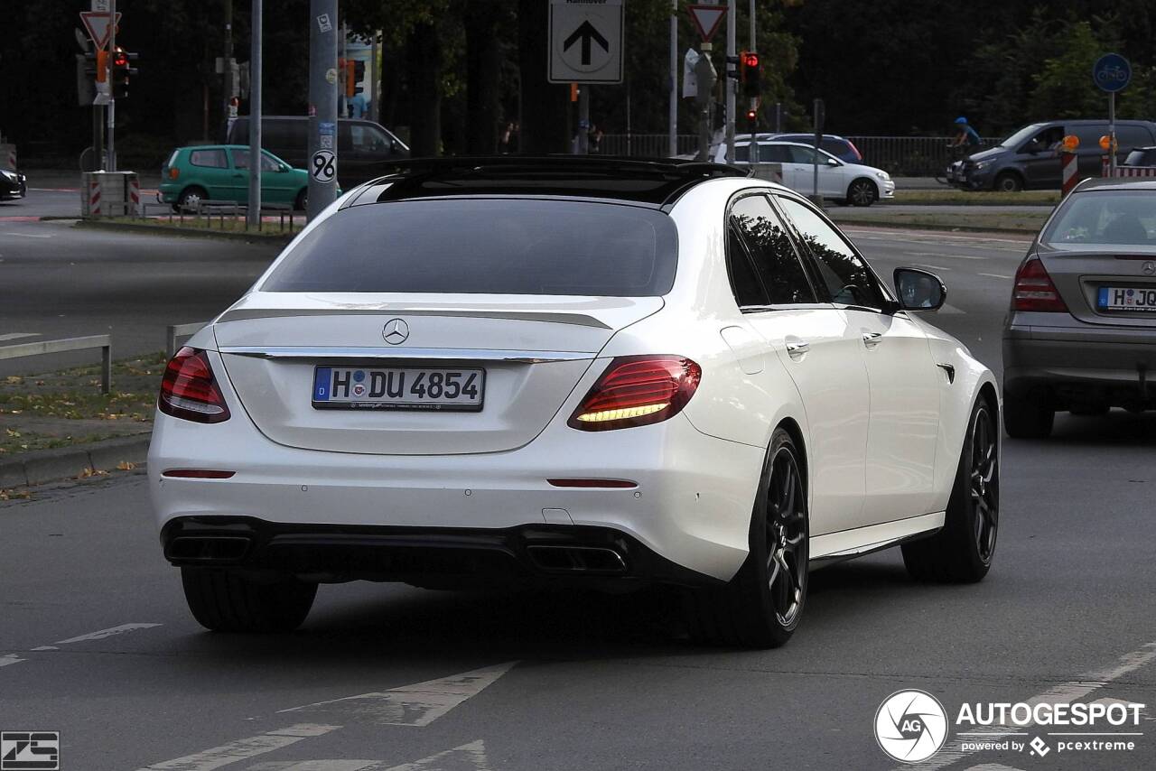 Mercedes-AMG E 63 S W213