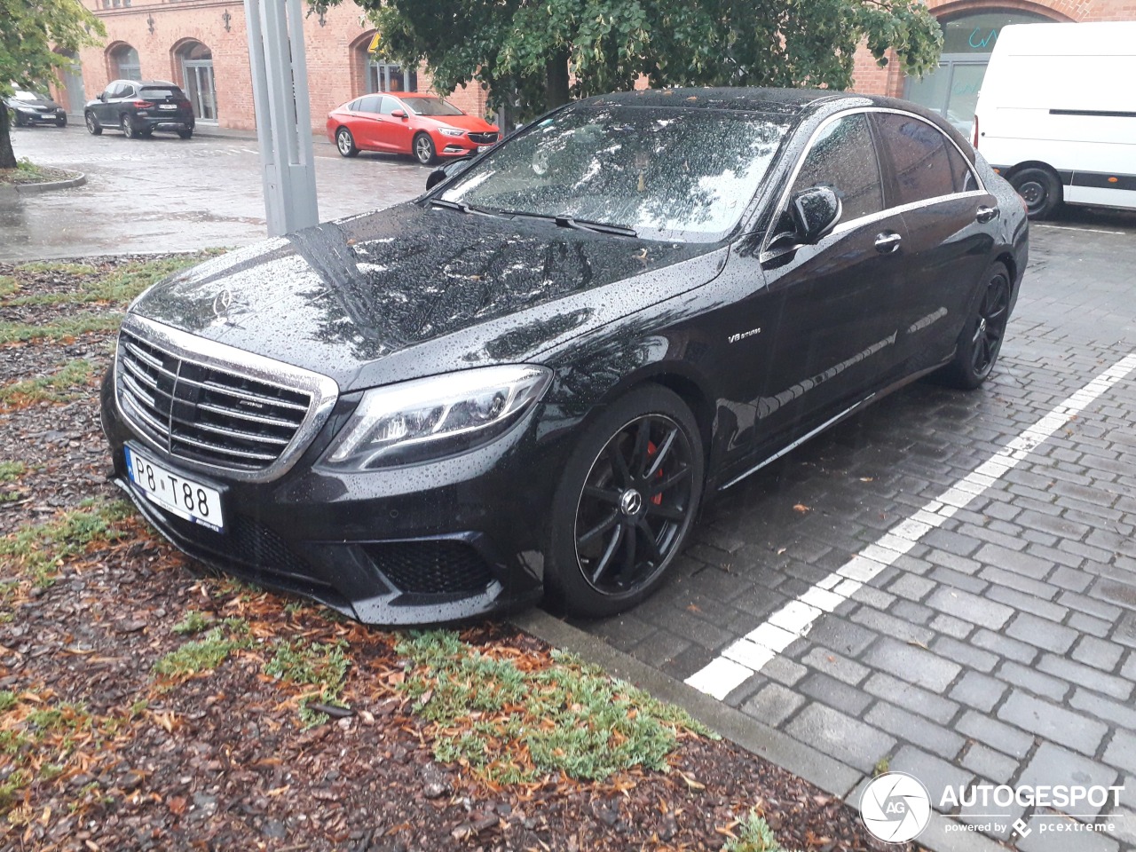 Mercedes-AMG S 63 V222