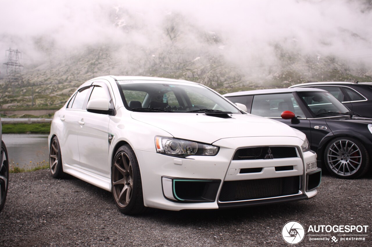 Mitsubishi Lancer Evolution X