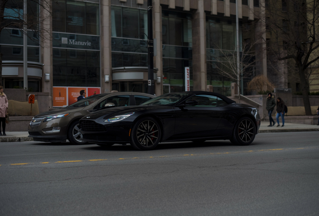 Aston Martin DB11 V8 Volante