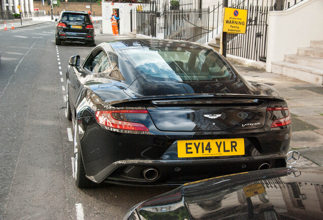 Aston Martin Vanquish 2013