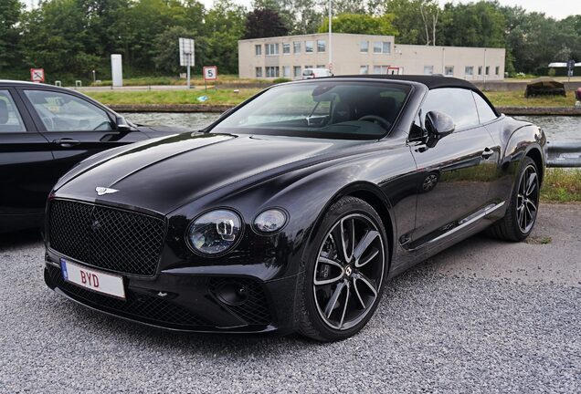 Bentley Continental GTC 2019