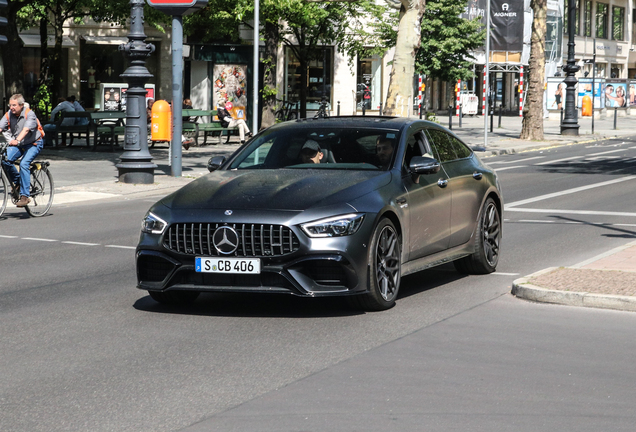 Mercedes-AMG GT 63 S X290