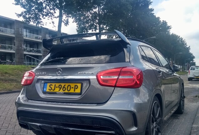 Mercedes-Benz GLA 45 AMG X156