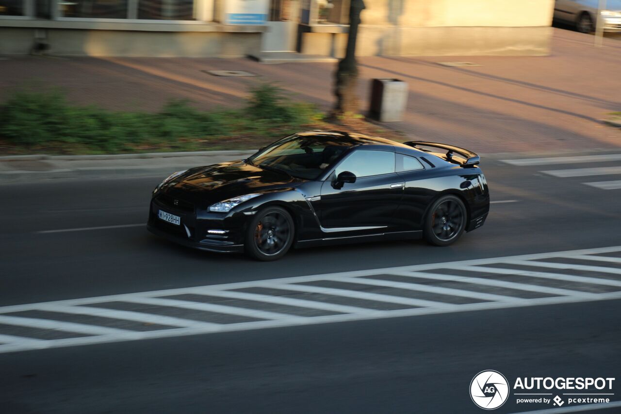 Nissan GT-R 2012