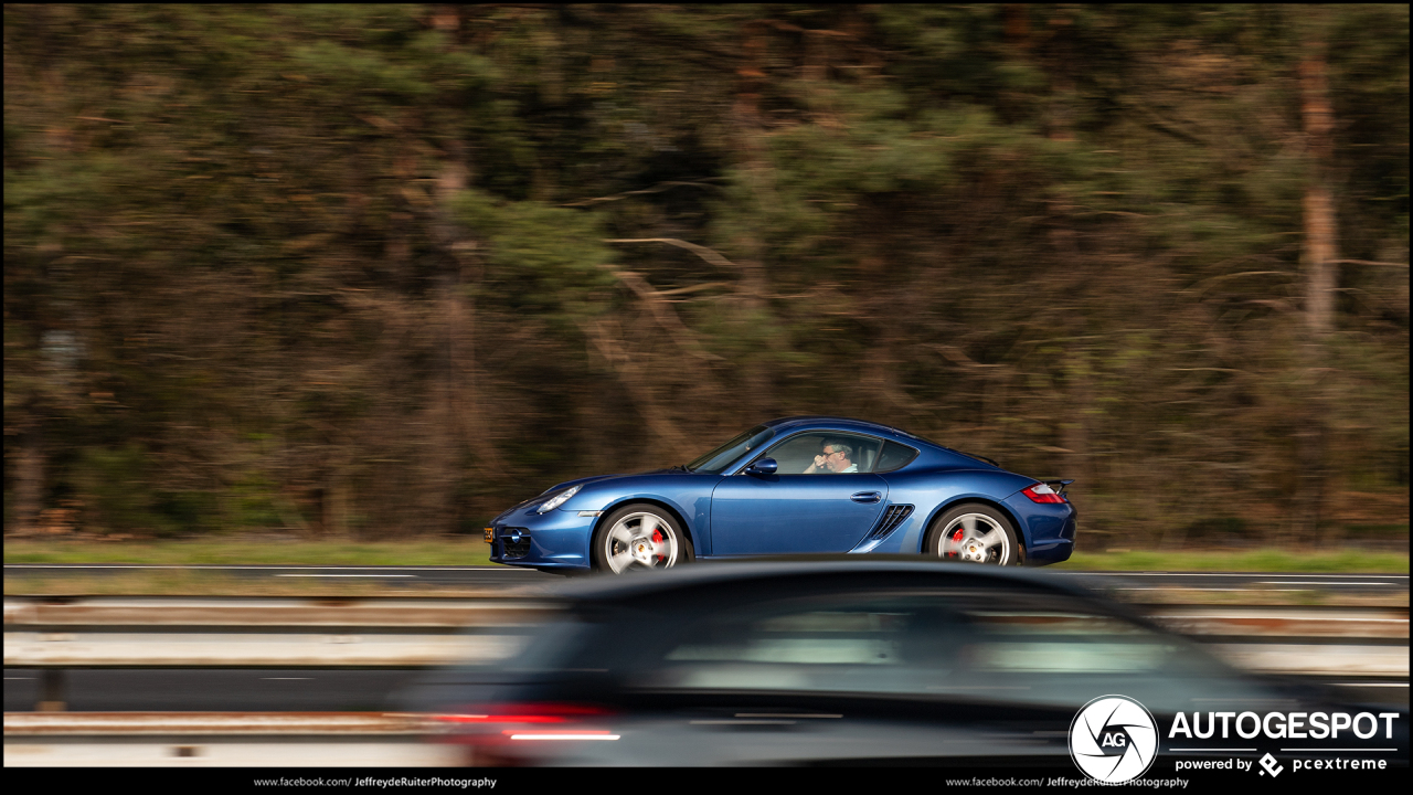 Porsche 987 Cayman S