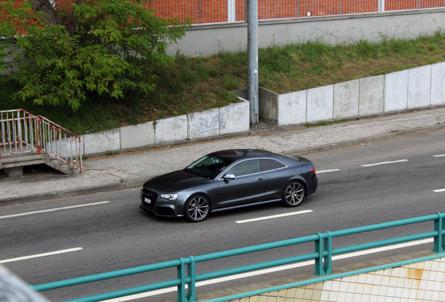 Audi RS5 B8 2012