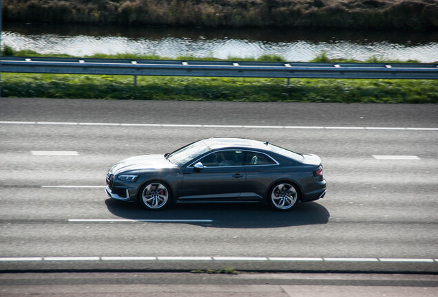 Audi RS5 B9